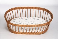 Mionido Stubenwagen Maxi Natur Pyjamabär Grün Mit Garnierung, Matratze Und Matratzenbezug -Baby Produkt Laden 0400 60