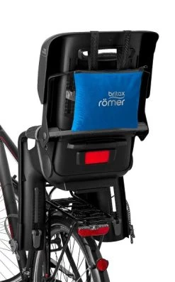 Britax Römer Jockey Regenponcho Aqua Blue 7 Britax Römer Jockey Regenponcho Aqua Blue -Baby Produkt Laden jockey rainponcho inbag 2018 300dpi