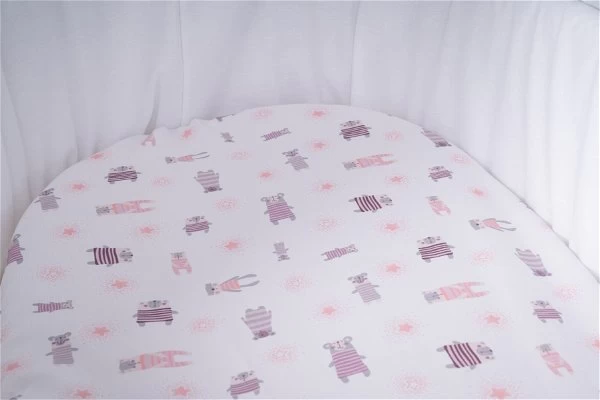 Mionido Stubenwagen Maxi Weiß Pyjamabär Flieder Mit Garnierung, Matratze Und Matratzenbezug 4 Mionido Stubenwagen Maxi Weiß Pyjamabär Flieder Mit Garnierung, Matratze Und Matratzenbezug – Bild 2